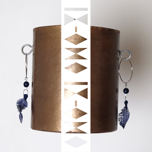 Orecchini in cotone e agata blu