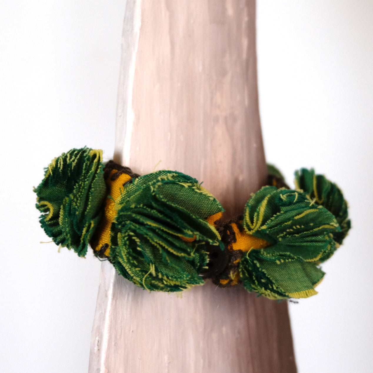 Bracciale colorato in cotone e seta