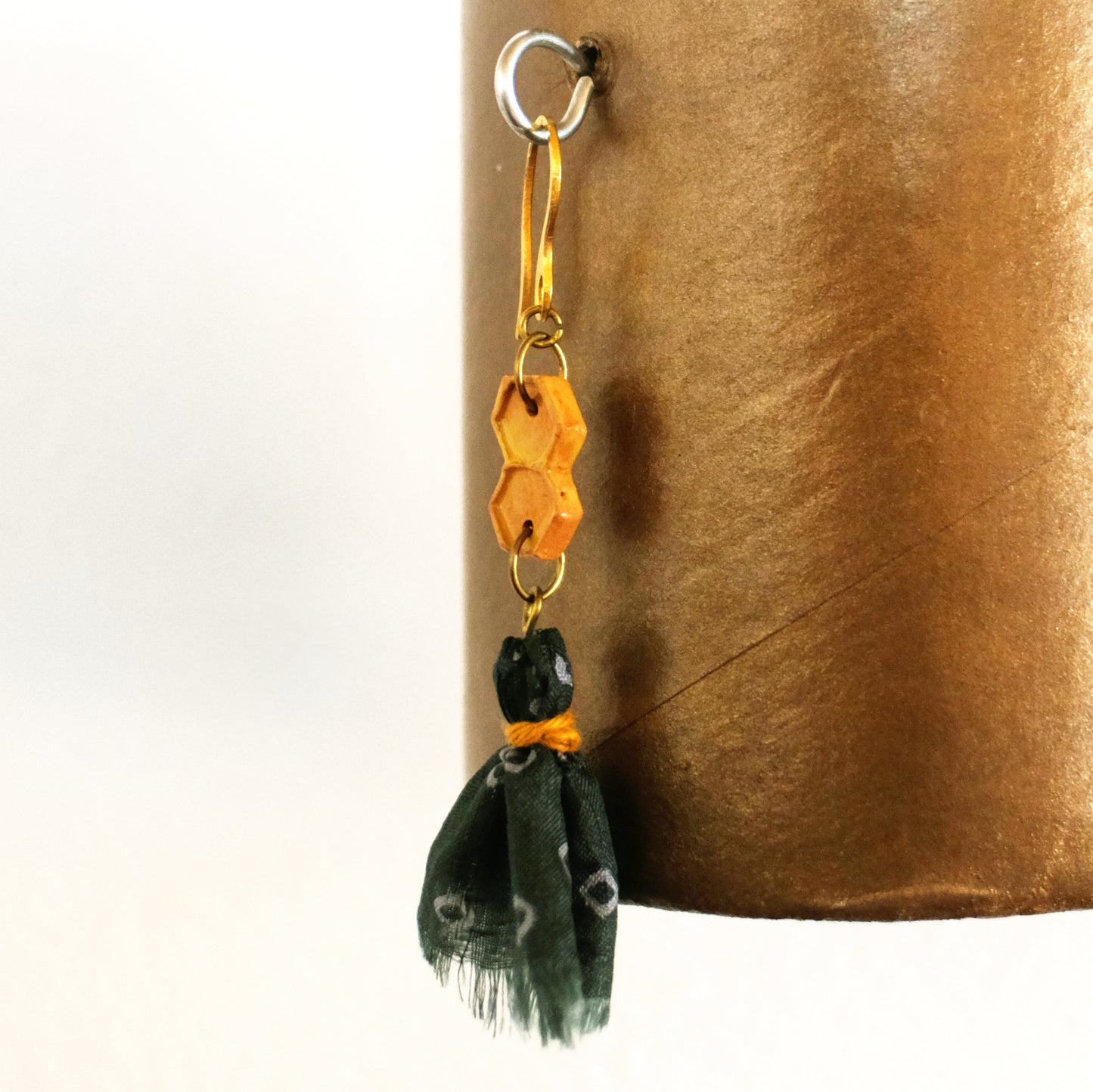 Orecchini con favi d'ape