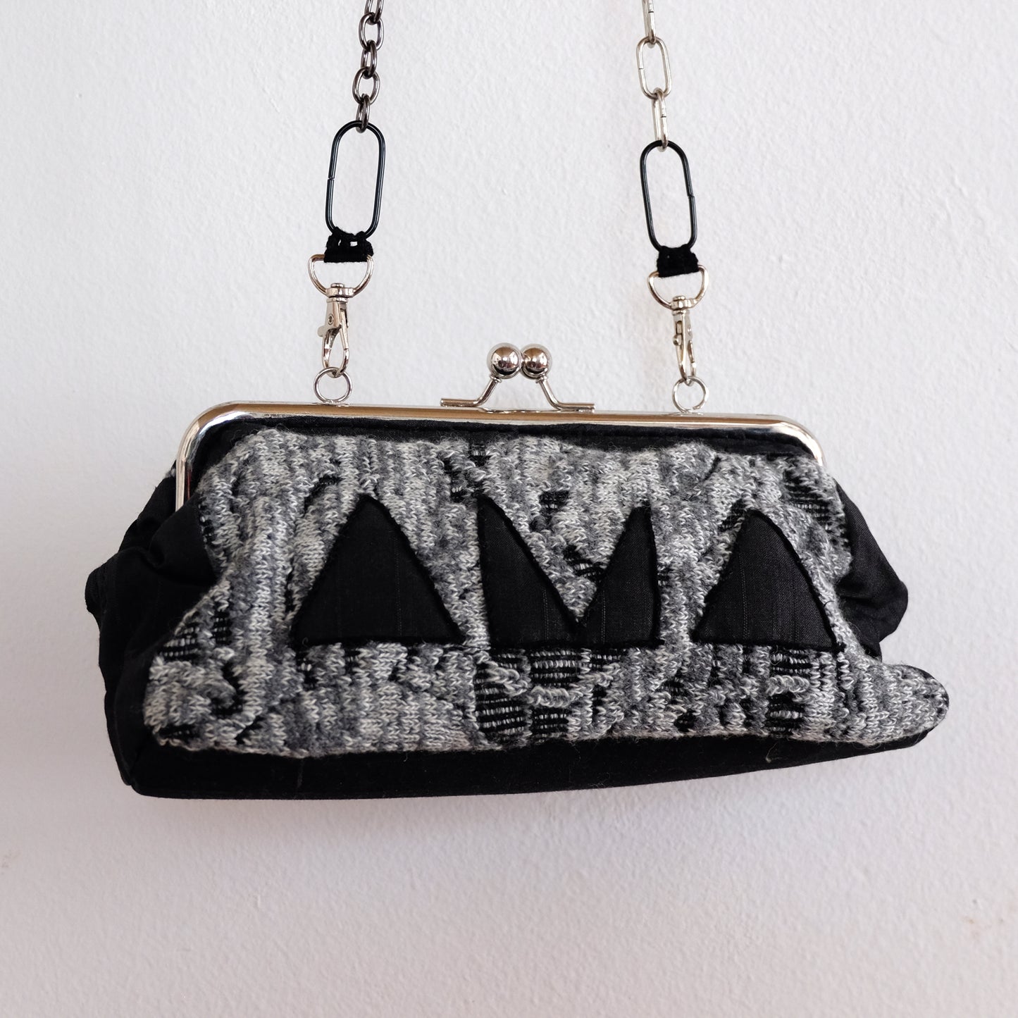 Borsetta tracolla "Lumaca vulcanica in fumarola"