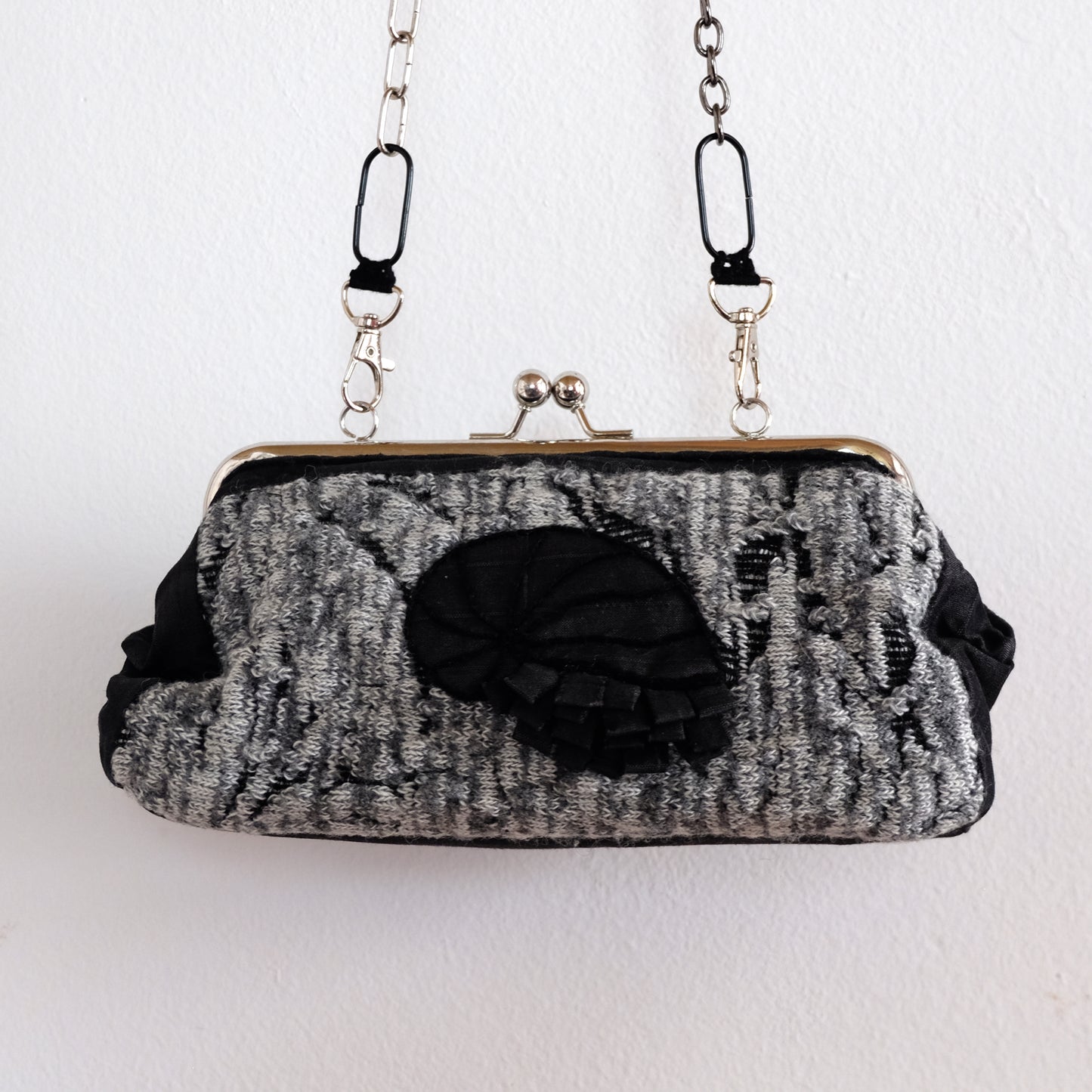 Borsetta tracolla "Lumaca vulcanica in fumarola"