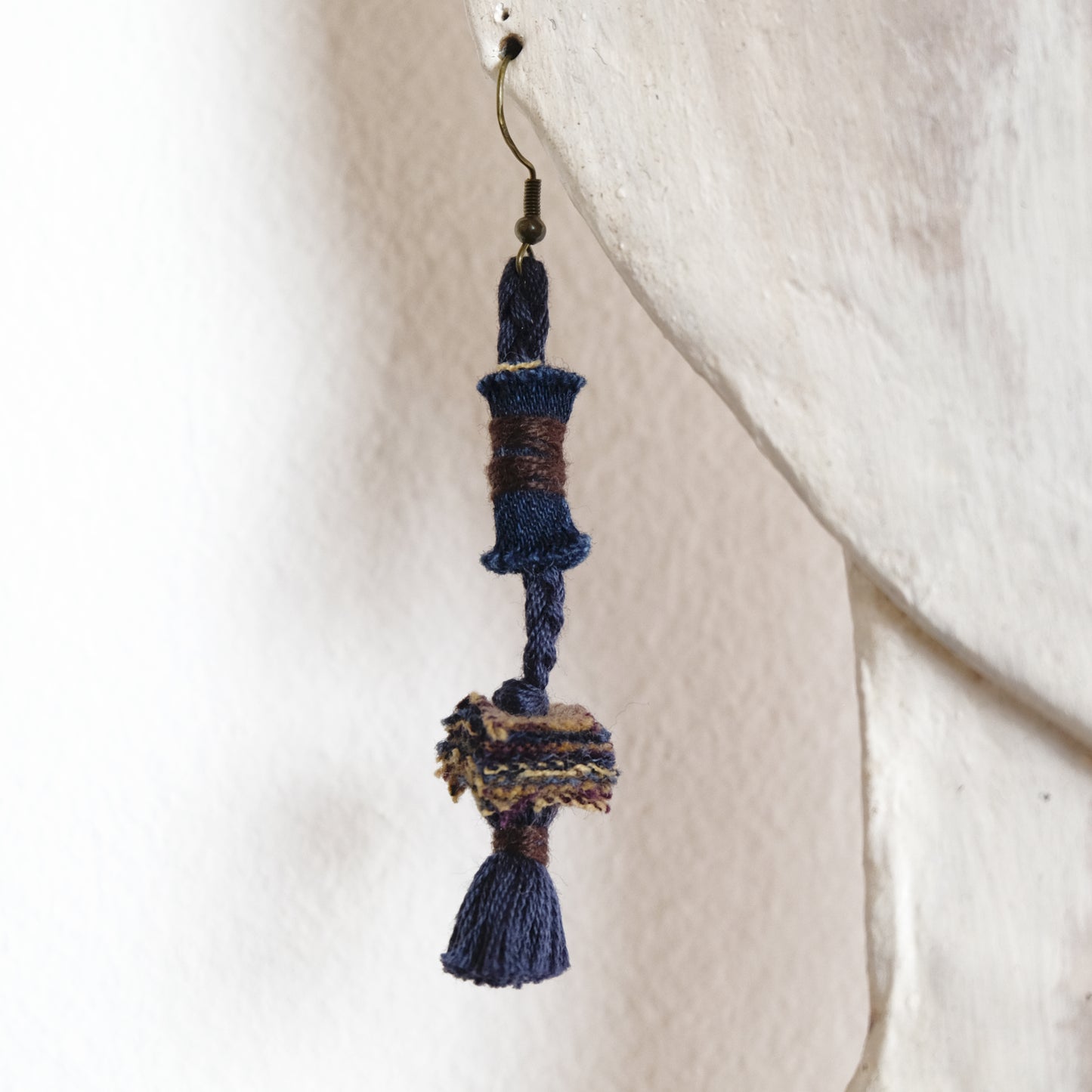 Orecchini in cotone blu/marrone