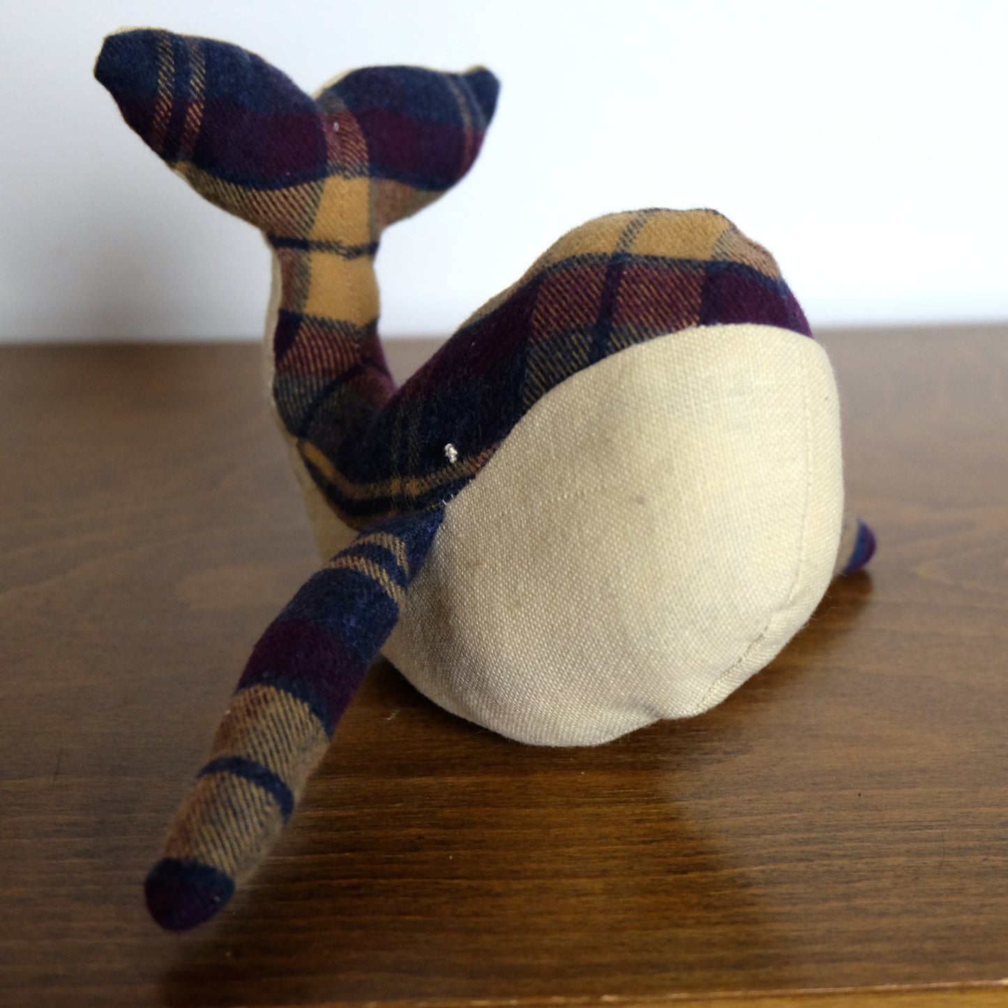 Pupazzo balena. La sobria