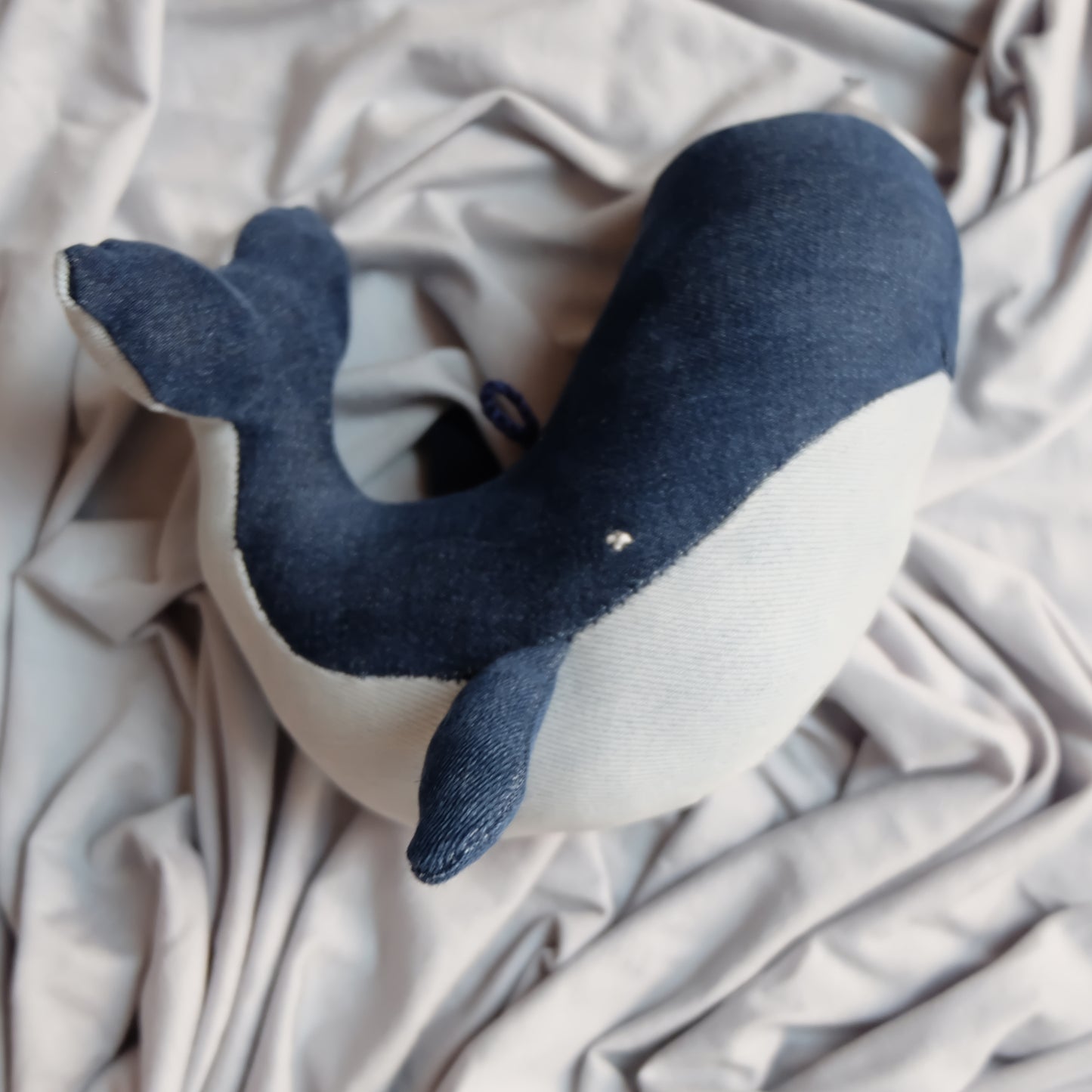 Pupazzo balena entusiasta