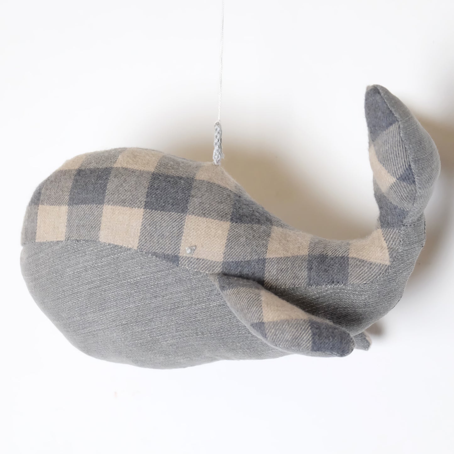 Pupazzo balena grigia mezzana