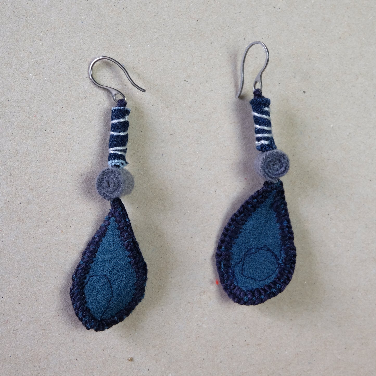 Orecchini con goccia