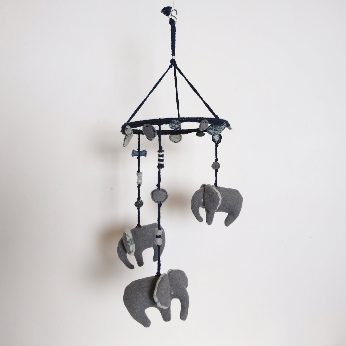 Giostrina per bambini con elefanti