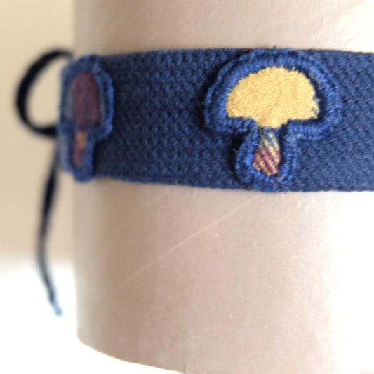 Collana choker blu_Funghetti