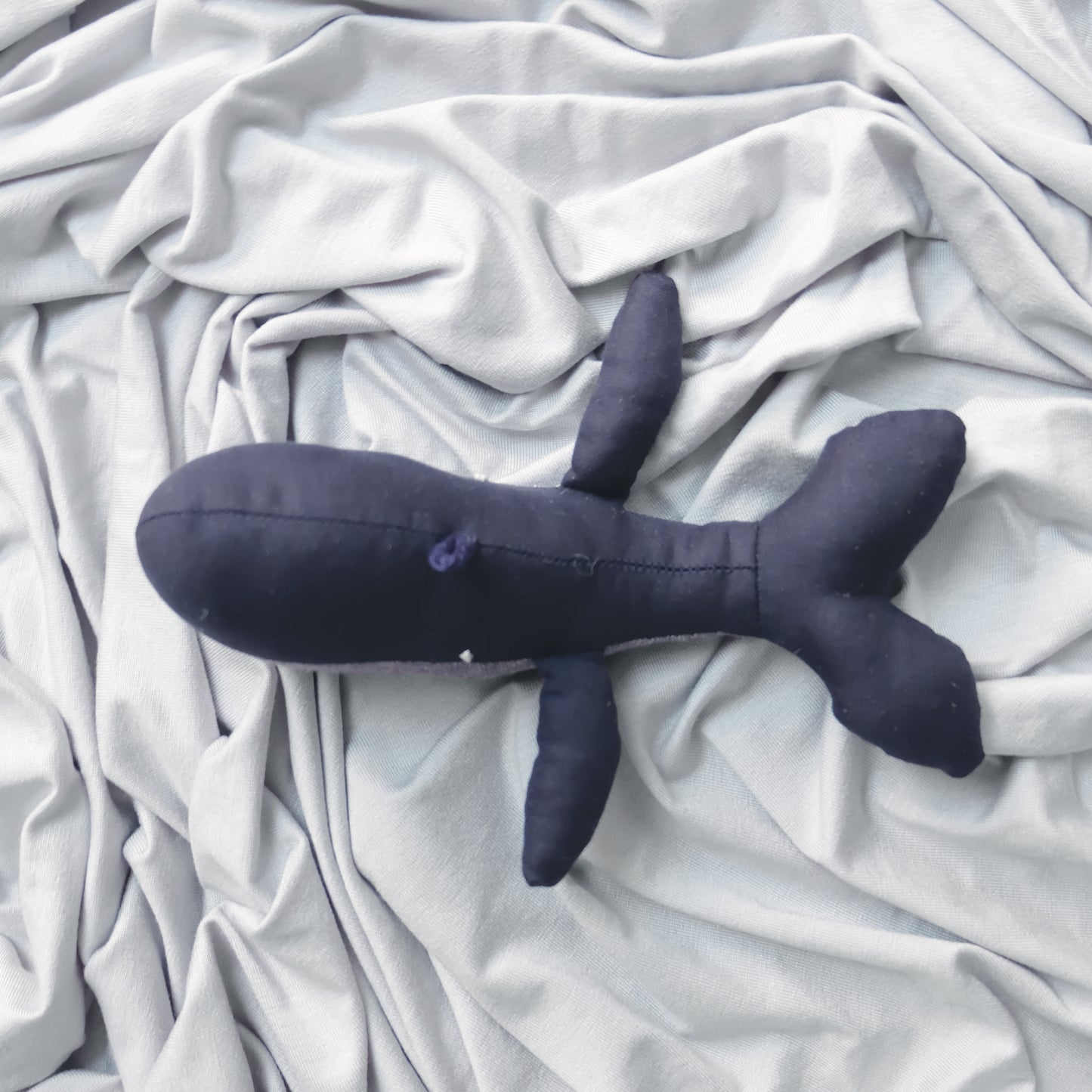 Piccolo pupazzo balena blu